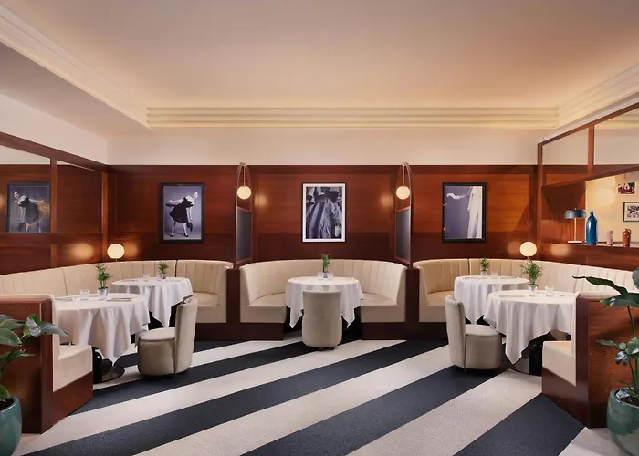 Ercilla De Bilbao, Autograph Collection