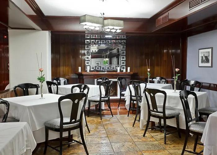 Ercilla De Bilbao, Autograph Collection