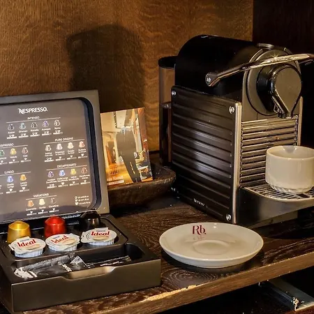 Ercilla De Bilbao, Autograph Collection 빌바오