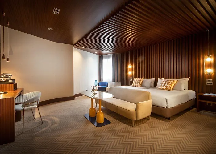 Ercilla De Bilbao, Autograph Collection 4*