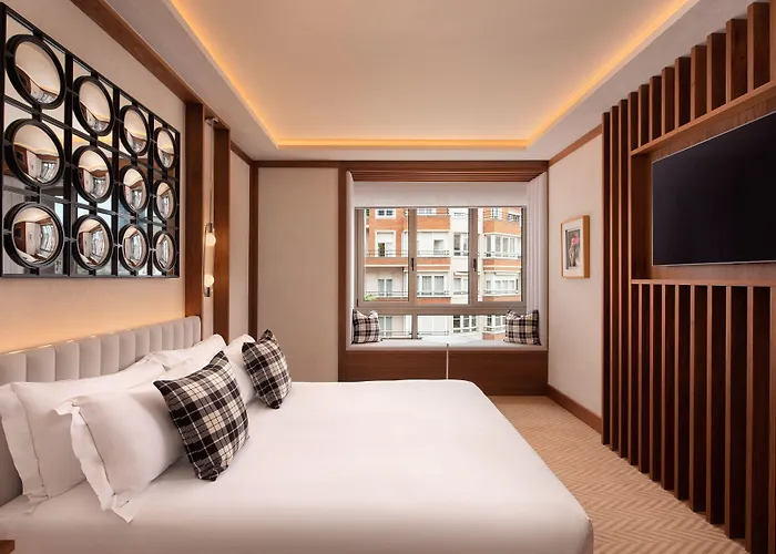 Ercilla De Bilbao, Autograph Collection 4*