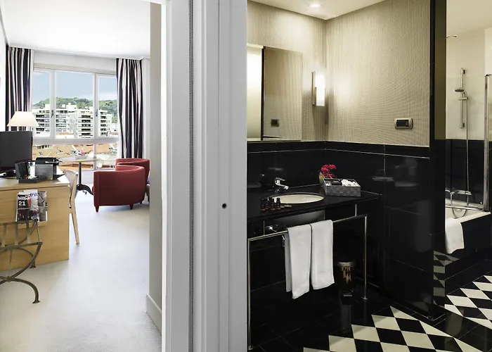 Ercilla De Bilbao, Autograph Collection 4*